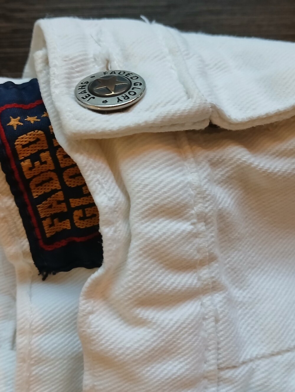 Vintage Faded Glory White Denim Shorts - Picture 6 of 6